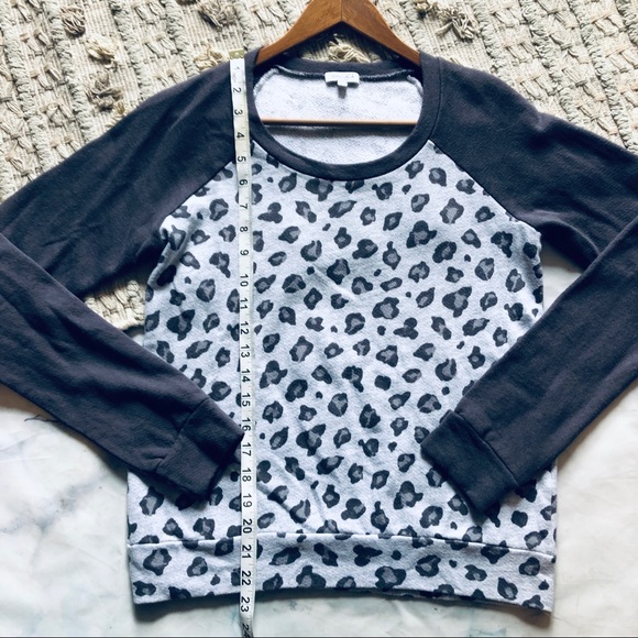 Splendid Chetah Print Pullover Crewneck (XS) - Picture 5 of 6